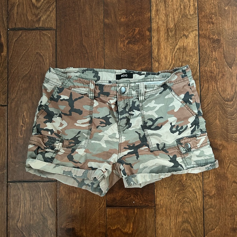 BDG Urban Outfitters camo cargo shorts